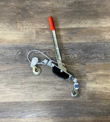 Cable Puller:  1 Ton